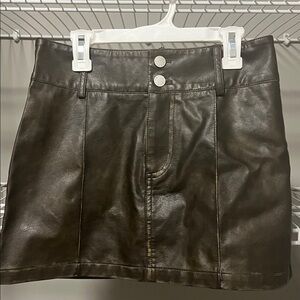 NWT * Emory Park Distressed Brown Leather Skirt Size Small
